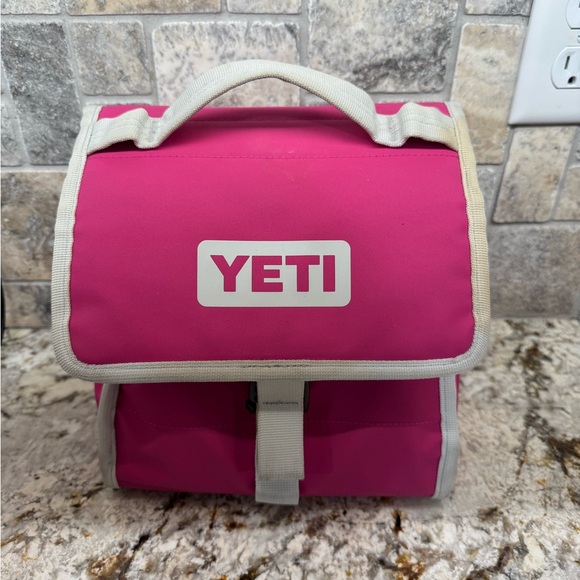 Yeti Handbags - Yeti Pink Travel Bag